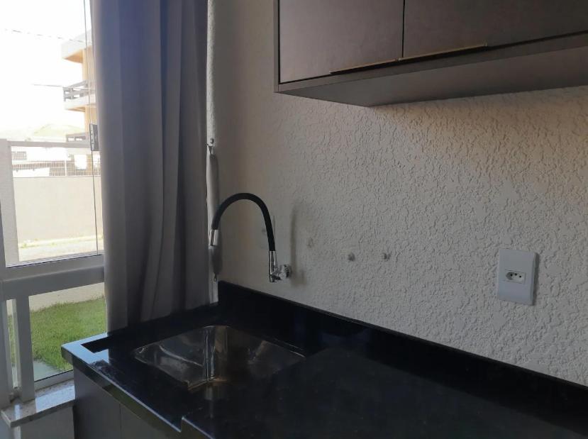 Apartamento Aconchegante A 200 Metros Da Praia フロリアノポリス エクステリア 写真